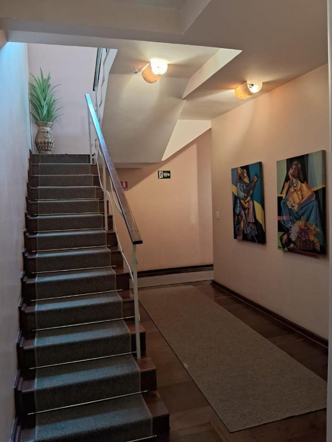 Pousada O Garimpo. Embu das Artes Exterior foto